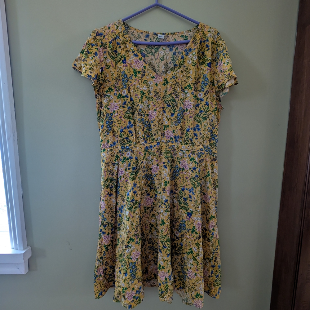 Old Navy Yellow Flutter Sleeve Sundress